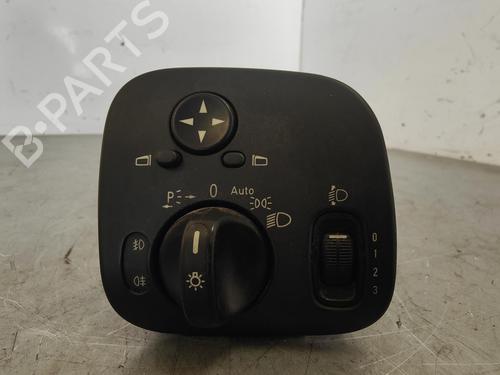 Used Headlight switch MERCEDES-BENZ C-CLASS (W203) [2000-2007]  16017679