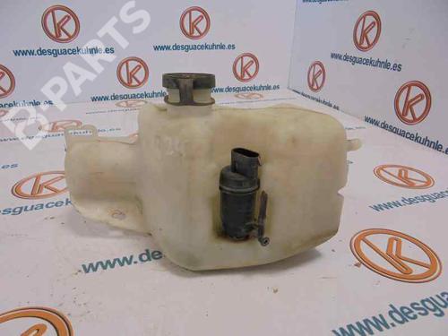 Used Windscreen washer tank RENAULT RAPID Box Body/MPV (F40_, G40_) [1985-2001]  7428270