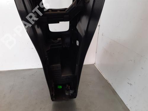 Armrest / Center console RENAULT MEGANE III Hatchback (BZ0/1_, B3_)  | BP7967188I20 