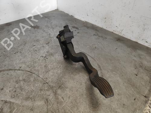 Used Pedal FIAT STILO (192_) 1.2 16V (192_XA1B) (80 hp) 29731861