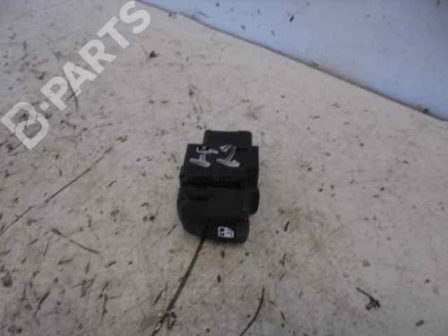 Used Left rear window switch HYUNDAI TUCSON (JM) [2004-2019]  6066232