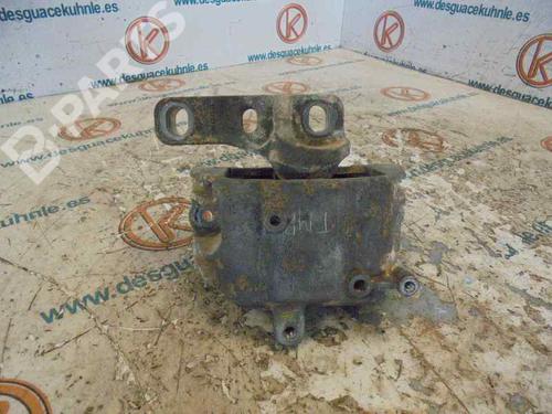 Used Engine mount AUDI A3 Sportback (8PA) 2.0 FSI (150 hp) 10270019