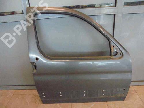 Used Right front door CITROËN BERLINGO / BERLINGO FIRST MPV (MF_, GJK_, GFK_) 1.9 D (MFWJZ) (70 hp) 5338637