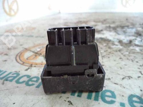 Headlight switch RENAULT 21 (B48_) 2.1 D (B48V/B48O) | BP2466863I24 