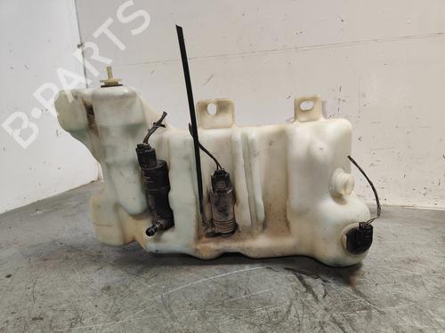 Used Windscreen washer tank Windscreen washer tank BMW 5 (E39) 530 d (193 hp) 32866940 32866940