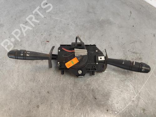 Used Steering wheel controls RENAULT ESPACE III (JE0_) 2.2 dCi (JE0S) (115 hp) 17638338