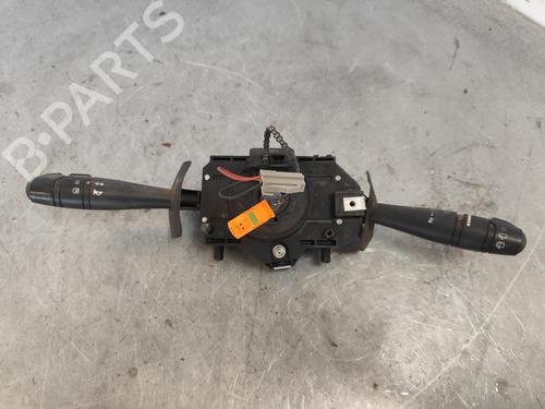 Steering column stalk RENAULT ESPACE III (JE0_) 2.2 dCi (JE0K) (130 hp) 17638338