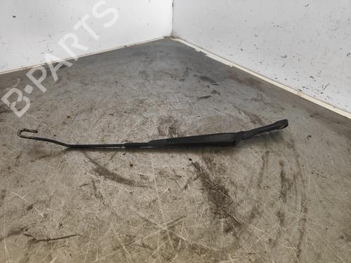 Used Front windshield wiper arm SKODA OCTAVIA I (1U2) [1996-2010]  27636389