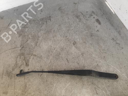 Used Front windshield wiper arm Front windshield wiper arm 38234166 38234166