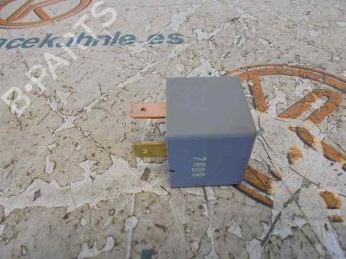 Used Electronic module CHEVROLET EPICA (KL1_) 2.0 D (150 hp) 14181728