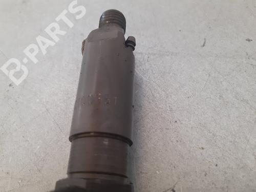 Injector MERCEDES-BENZ C-CLASS (W202) C 250 Turbo-D (202.128) | BP7560744M100 