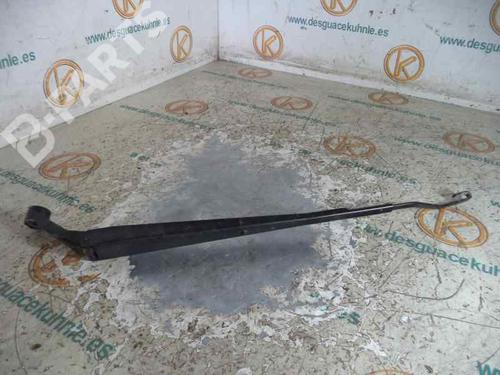 Used Front windshield wiper arm TOYOTA COROLLA (_E12_) 2.0 D-4D (CDE120_, CDE120R) (90 hp) 6630468
