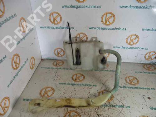 Used Windscreen washer tank BMW 5 (E39) 528 i (193 hp) 7429951