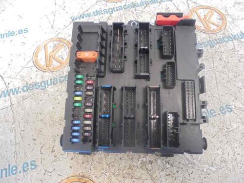 Used Fuse box OPEL VECTRA C (Z02) 1.9 CDTI (F69) (120 hp) 2492126