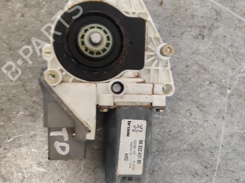 Used Right rear window motor Right rear window motor PEUGEOT 607 (9D, 9U) 3.0 V6 24V (207 hp) 36075468 36075468