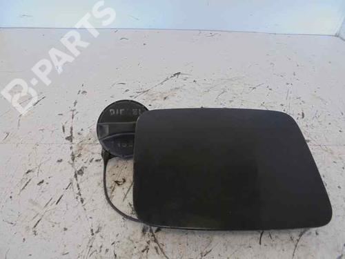 Used Fuel flap KIA SORENTO I (JC) 2.5 CRDi 4WD (140 hp) 5611543