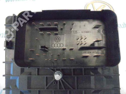 Fuse box VW GOLF V (1K1)  | BP2488415E1 