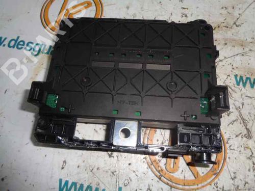 Fuse box CITROËN C5 I (DC_)  | BP2463160E1 