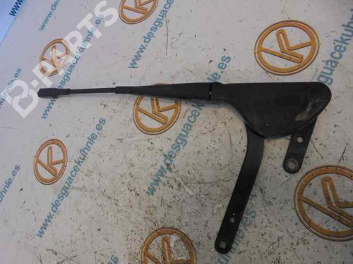 Used Front windshield wiper arm MERCEDES-BENZ SLK (R171) 200 Kompressor (171.442) (163 hp) 4894960