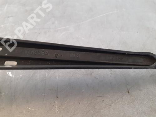 Front windshield wiper arm LAND ROVER RANGE ROVER SPORT I (L320)  | BP8060343C143 