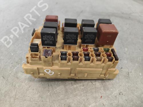 Used Fuse box TOYOTA CELICA Coupe (_T23_) 1.8 16V VT-i (ZZT230_, ZZT230) (143 hp) 12515946
