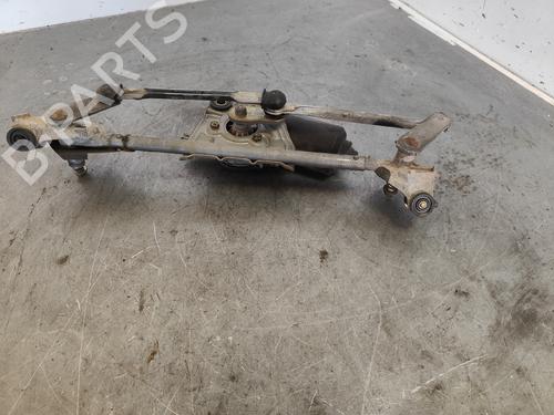 Front wiper motor TOYOTA YARIS (_P1_) 1.0 (SCP10_, SCP10R) | BP24174914M29 