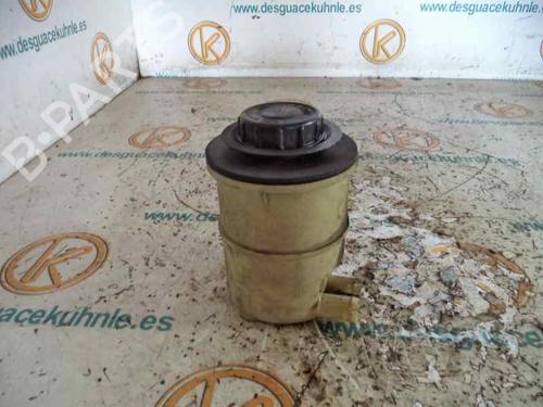 Used Power steering reservoir RENAULT LAGUNA II (BG0/1_) [2001-2007]  14193828