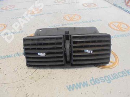 Used Dashboard PEUGEOT 307 Break (3E) 2.0 HDI 110 (107 hp) 4465729