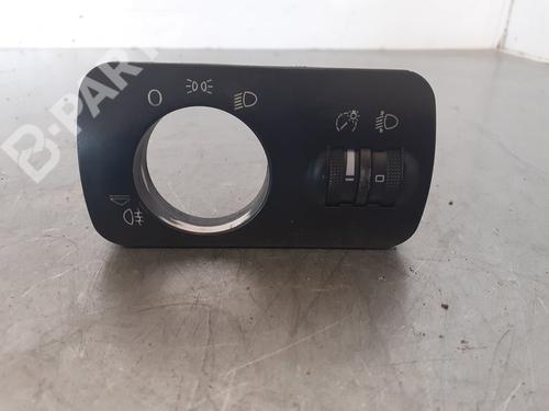 Used Headlight switch SEAT CORDOBA (6K1, 6K2) [1993-2002]  7662521