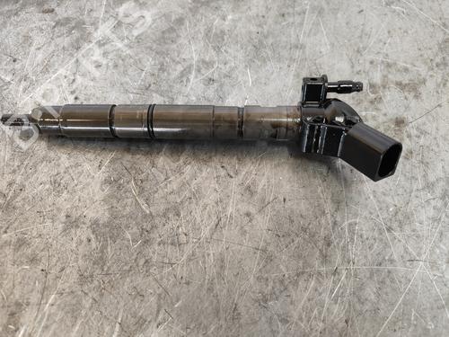 Injector AUDI A8 D3 (4E2, 4E8) 3.0 TDI quattro | BP27161312M100 