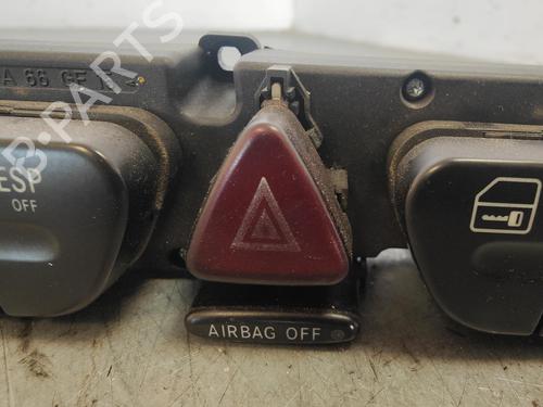 Switch MERCEDES-BENZ C-CLASS (W203)  | BP16017678I30 
