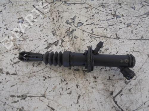 Used Clutch slave cylinder RENAULT MEGANE III Hatchback (BZ0/1_, B3_) 1.5 dCi (BZ09, BZ0D, BZ1W, BZ29, BZ14) (110 hp) 14187033