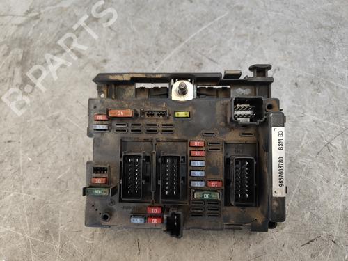 Used Fuse box Fuse box PEUGEOT 307 (3A/C) 2.0 16V (136 hp) 36223716 36223716