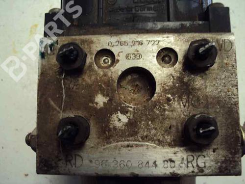 Used ABS pump CITROËN XSARA (N1) [1997-2005]  2473039