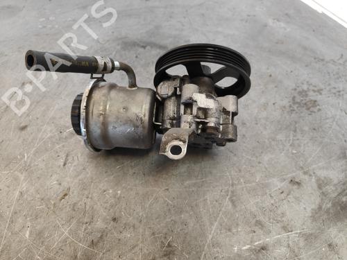 Used Steering pump TOYOTA YARIS (_P1_) 1.0 (SCP10_, SCP10R) (68 hp) 24174916