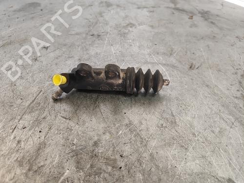 Used Clutch slave cylinder TOYOTA COROLLA Verso (ZER_, ZZE12_, R1_) 2.0 D-4D (CUR10_, CUR10R) (116 hp) 26206353