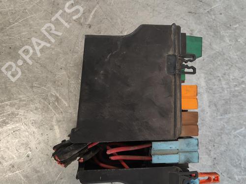 Fuse box RENAULT LAGUNA II (BG0/1_)  | BP13218199E1 