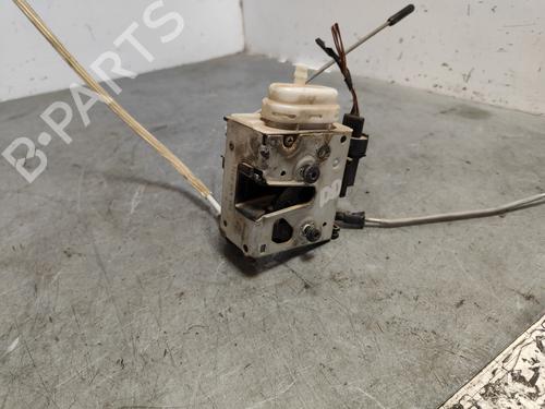 Høyre foran lås AUDI A4 B5 Avant (8D5) 2.5 TDI (150 hp) 31156059