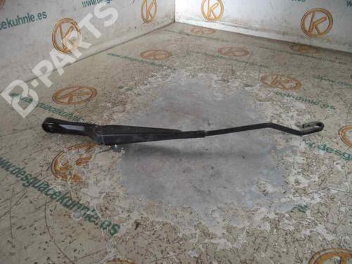 Used Front windshield wiper arm SEAT IBIZA II (6K1) 1.4 i (60 hp) 6630538