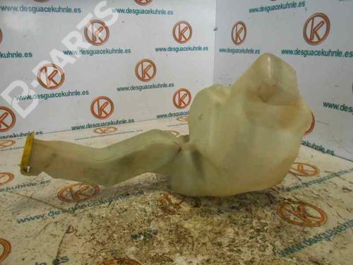 Used Windscreen washer tank CHRYSLER VOYAGER / GRAND VOYAGER III (GS_, NS_) [1992-2001]  7428481