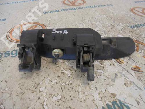 Front left exterior door handle RENAULT ESPACE III (JE0_) 2.0 (JE0A) | BP2496231C128 