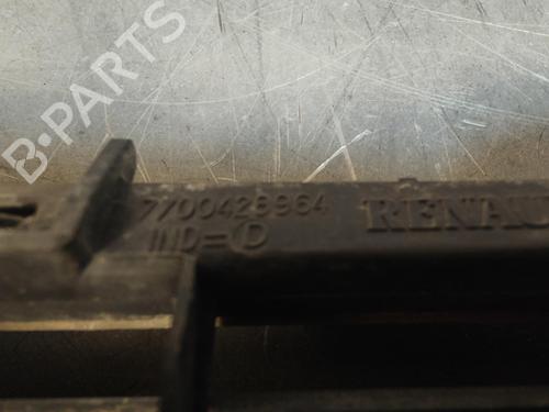 Grille RENAULT MEGANE I Classic (LA0/1_)  | BP16287553C40 