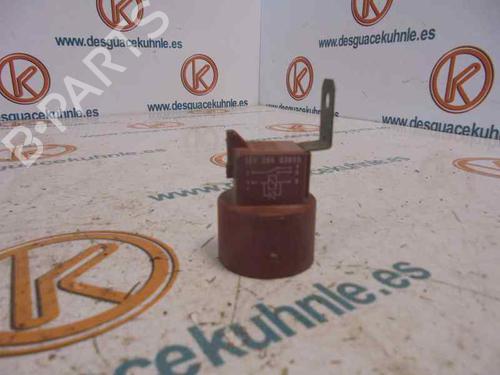 Used Electronic module RENAULT ESPACE III (JE0_) 3.0 V6 24V (JE0G, JE0R) (190 hp) 14178648