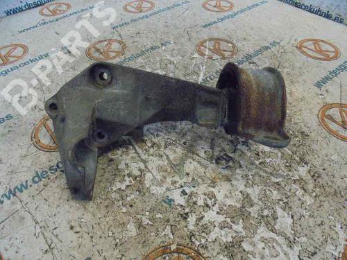 Used Engine mount OPEL VECTRA A Hatchback (J89) 1.8 i Cat (F68, M68) (90 hp) 10269973