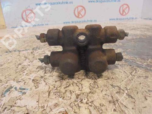 Brake master cylinder MITSUBISHI GALANT VIII (EA_) 2.5 V6 24V (EA5A) BP8753402M77