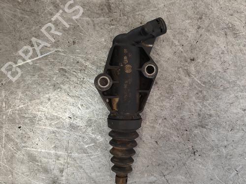 Clutch slave cylinder FIAT STILO (192_) 1.2 16V (192_XA1B) | BP29731868M113 
