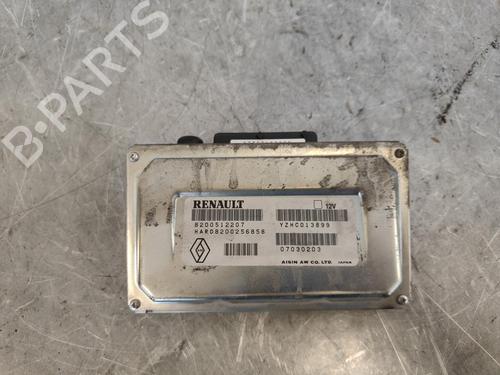 Used Electronic module RENAULT LAGUNA II (BG0/1_) [2001-2007]  13218200