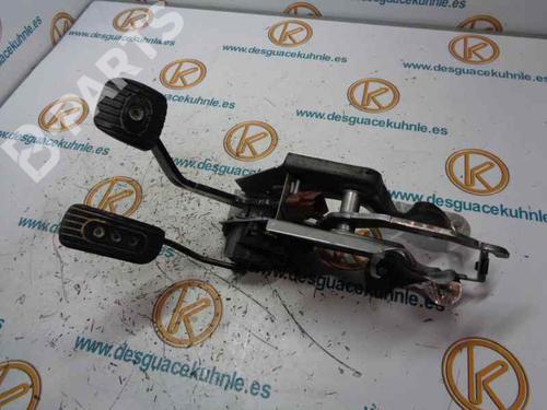 break-pedal-jaguar-f-pace-x761-2812244x21-2015-2492040 main image