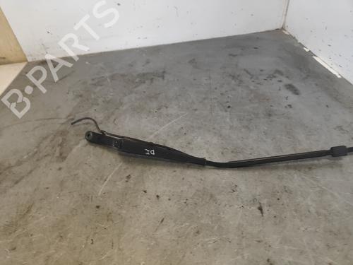 Used Front windshield wiper arm Front windshield wiper arm MERCEDES-BENZ SPRINTER 4-t Van (B904) [1995-2012] 36300765 36300765