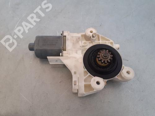 Used Right front window motor FORD FOCUS II (DA_, HCP, DP) 2.0 TDCi (136 hp) 7832107